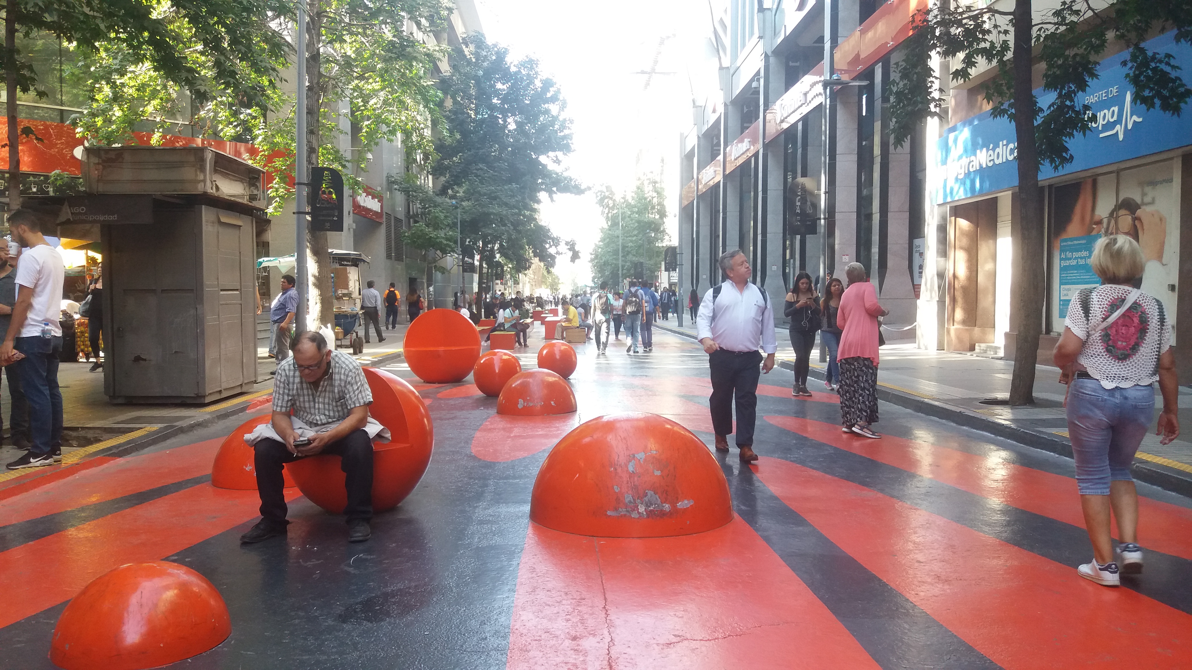 As Iniciativas De Santiago Para Se Tornar Uma Cidade Mais Humana